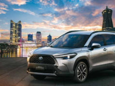 Sixt aumenta y renueva su flota