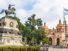 Booking.com presenta cinco destinos ideales de Argentina para trabajar como nómade digital