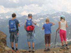 🎒✈️ Viajar en familia: una tradición argentina que evoluciona con la tecnología 🌍💡