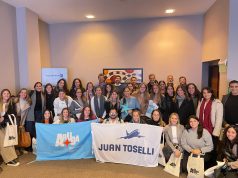 Aruba capacita junto a Juan Toselli